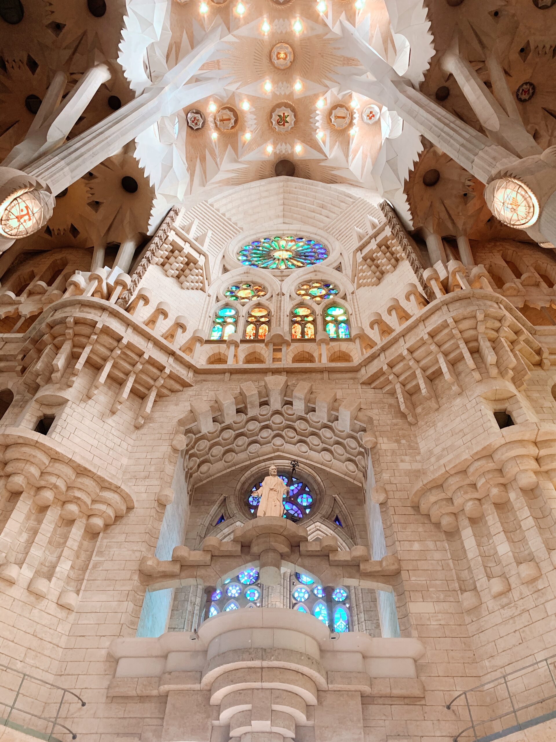 Indrukwekkend en overweldigend: een bezoek aan Sagrada Familia is echt een aanrader