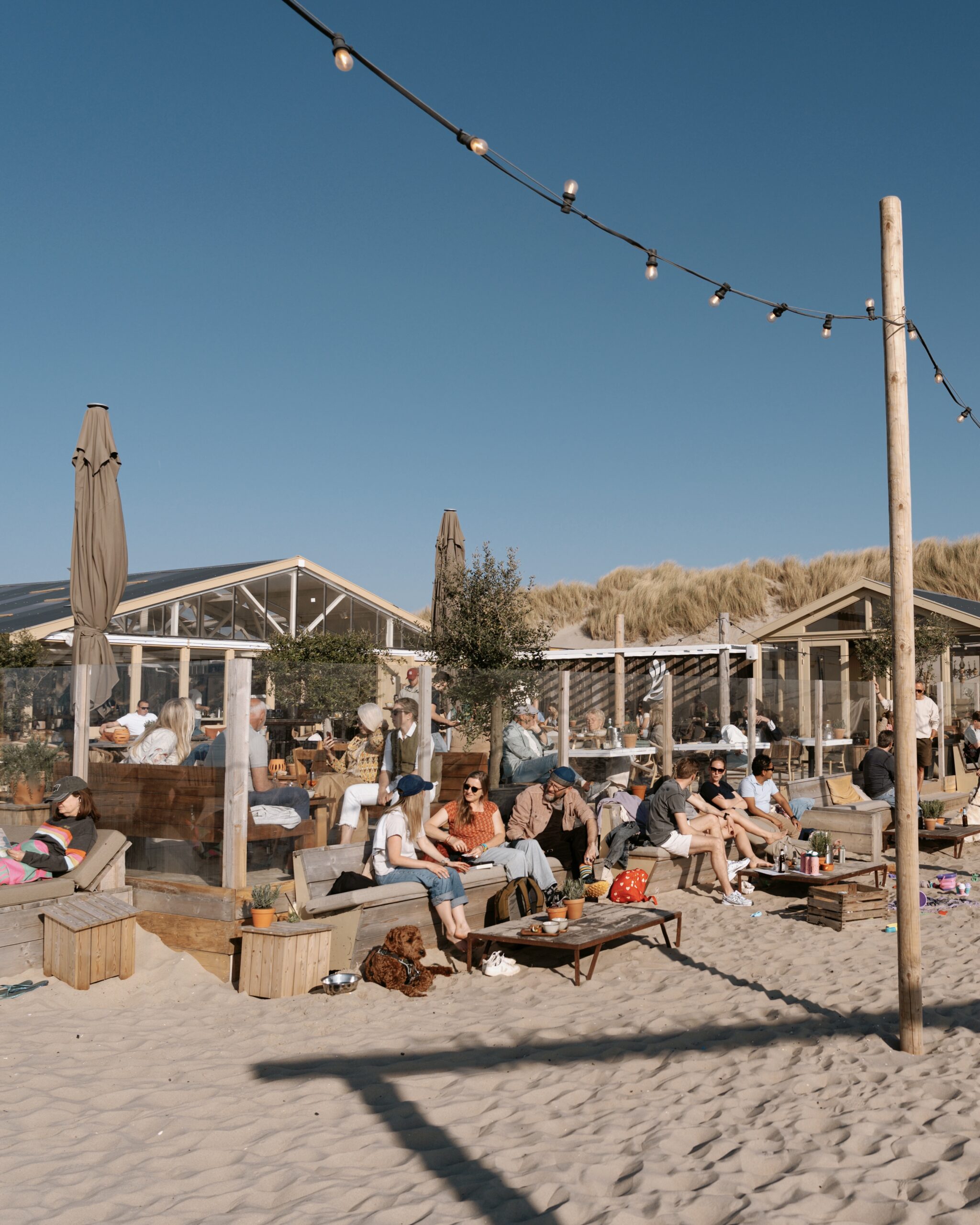 De 10 leukste strandtenten van Den Haag (om als eerste naartoe te gaan dit seizoen)