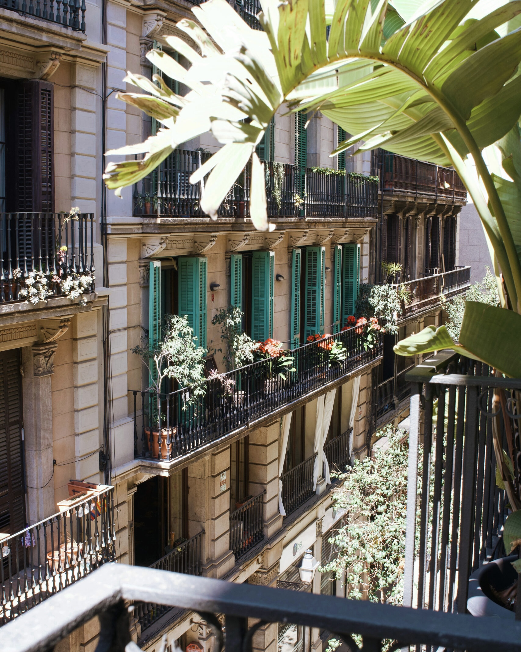ON A JOURNEY - hotspots Barcelona